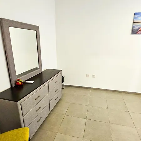 Daire Heaven Apartment, 150m From Chabad Lubavitch *