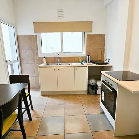 Heaven Apartment, 150m From Chabad Lubavitch