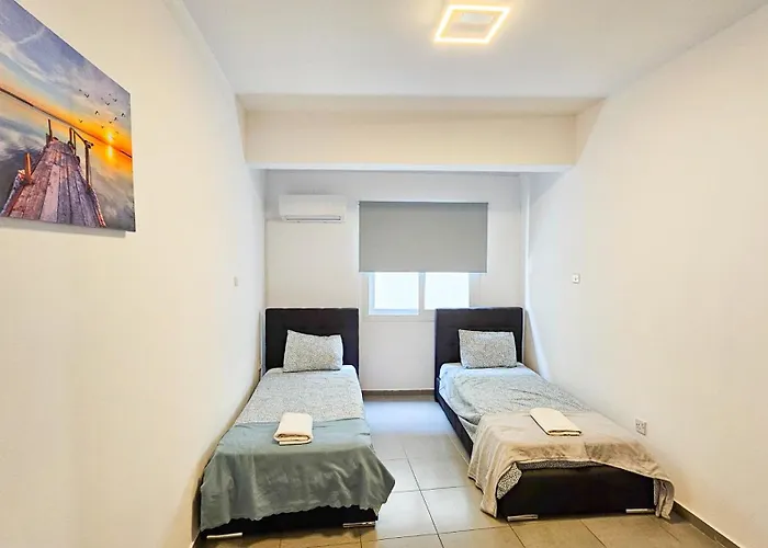 Heaven Apartment, 150m From Chabad Lubavitch *