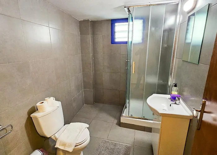 Апартаменти Heaven Apartment, 150m From Chabad Lubavitch